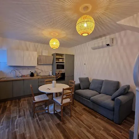 Vakantiehuis Casina Elena - Centro Viareggio